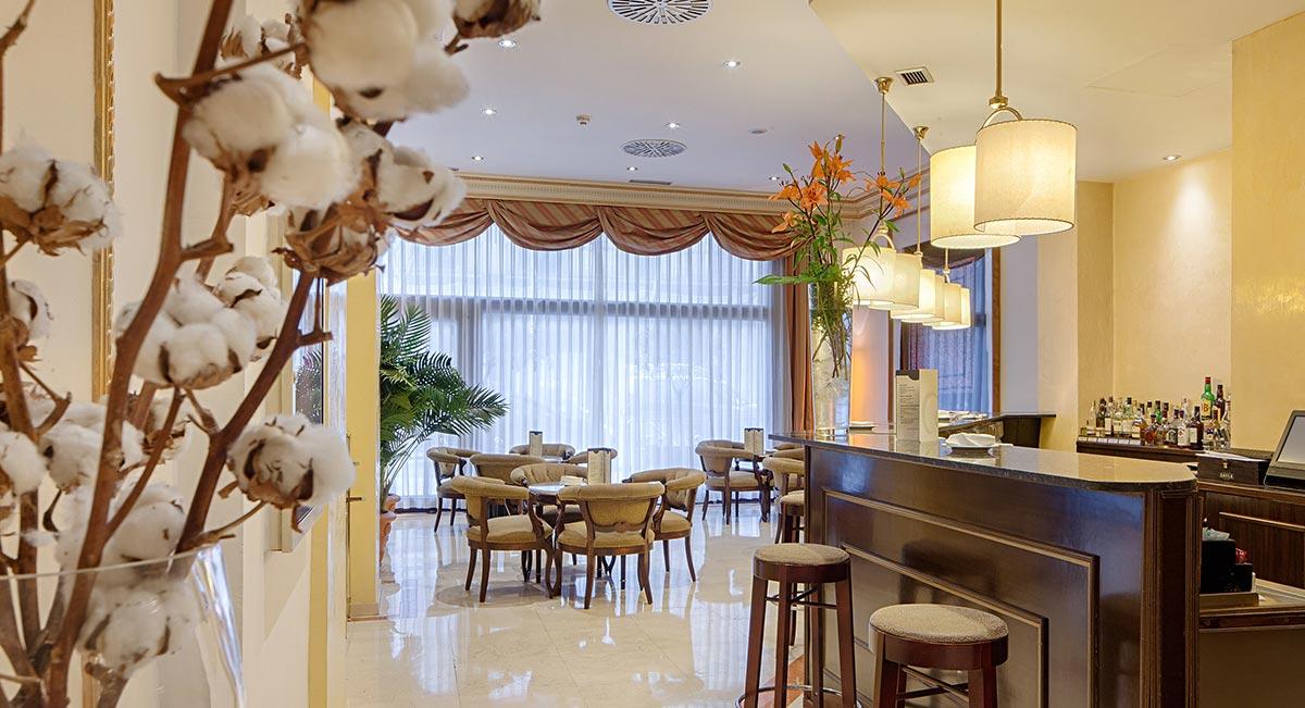 Hotel Roger De Lluria Барселона Екстер'єр фото