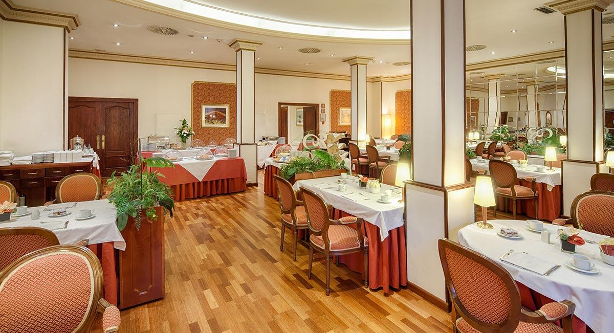 Hotel Roger De Lluria Барселона Екстер'єр фото
