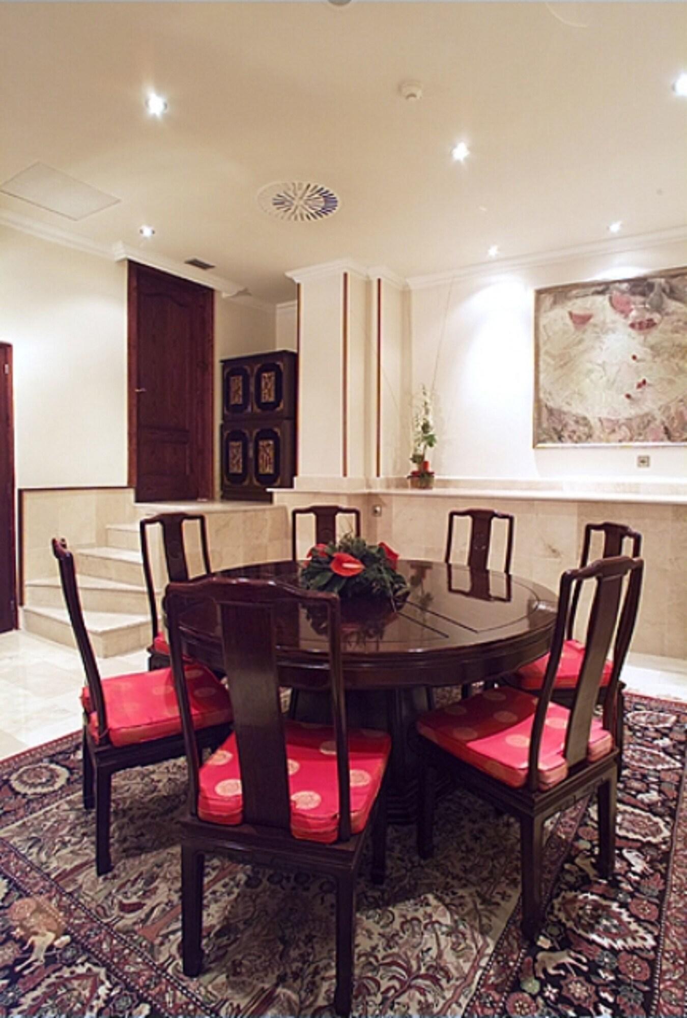 Hotel Roger De Lluria Барселона Екстер'єр фото
