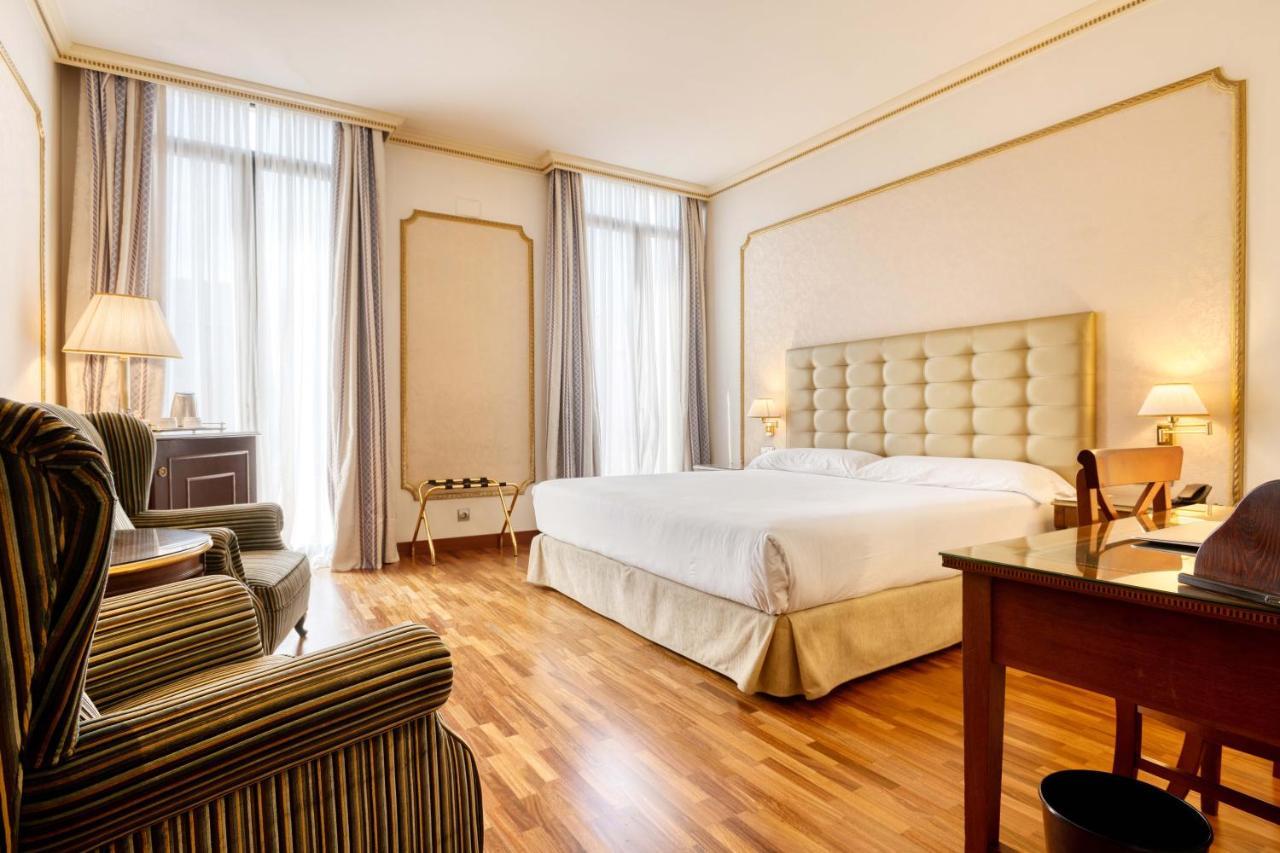 Hotel Roger De Lluria Барселона Екстер'єр фото