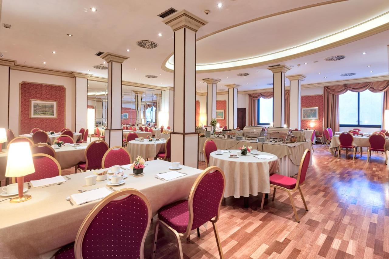 Hotel Roger De Lluria Барселона Екстер'єр фото